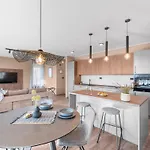 Appartamento Quercus Village App 11 Mit Jacuzzi By Interhome Karigador