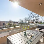 Appartamento Quercus Village App 11 Mit Jacuzzi By Interhome