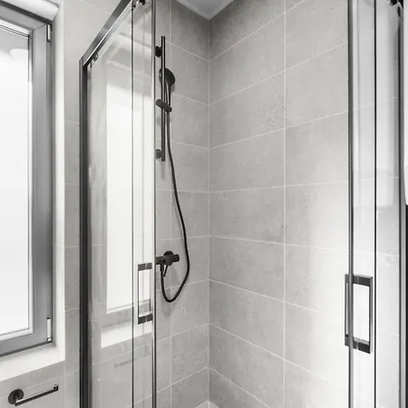 Quercus Village App 11 Mit Jacuzzi By Interhome