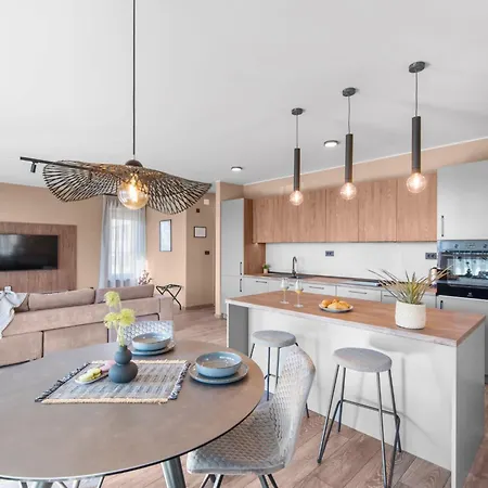 Διαμέρισμα Quercus Village App 11 Mit Jacuzzi By Interhome Karigador