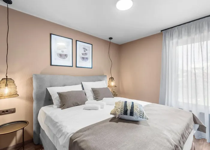 Διαμέρισμα Quercus Village App 11 Mit Jacuzzi By Interhome Karigador