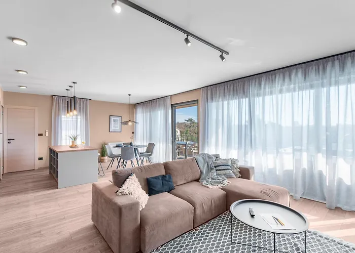 Quercus Village App 11 Mit Jacuzzi By Interhome * Karigador