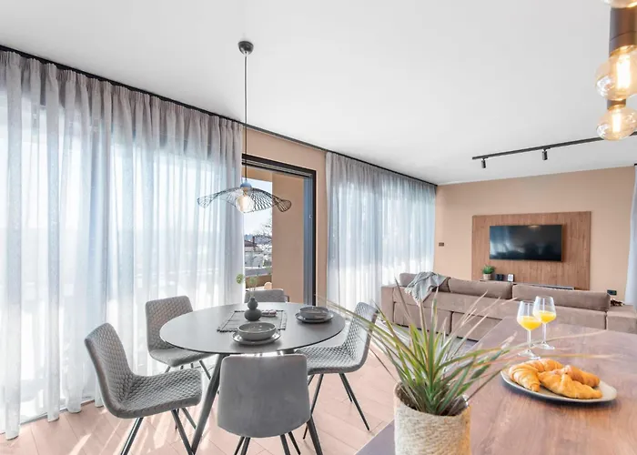 Διαμέρισμα Quercus Village App 11 Mit Jacuzzi By Interhome *